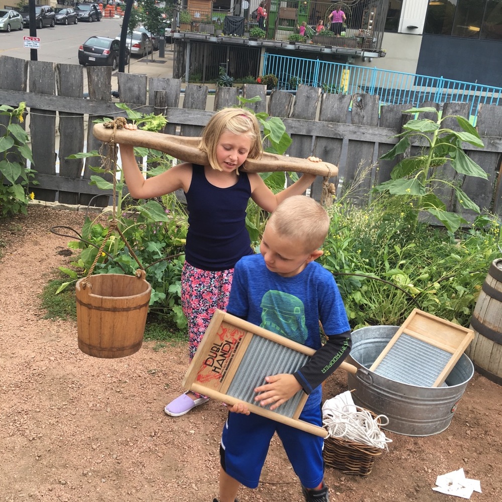 Meet your Posher, Kelly